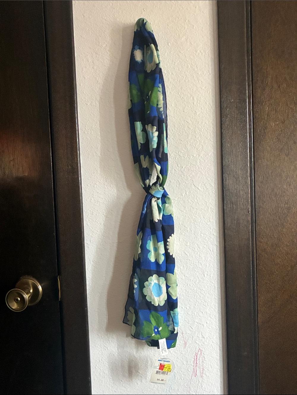 Vtg blue floral neckerchief